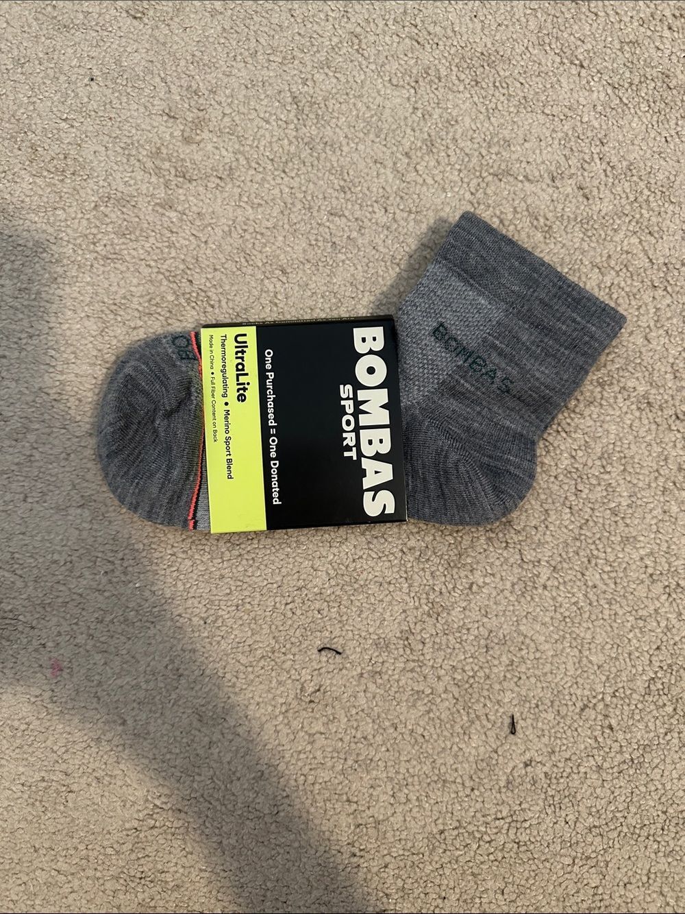 NWT Bombas small grey sport socks